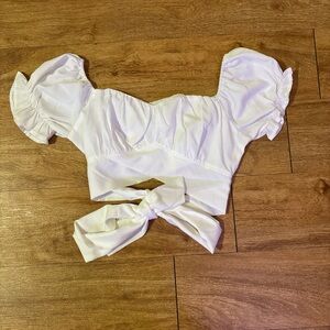 Elegant White Puff Sleeve Top